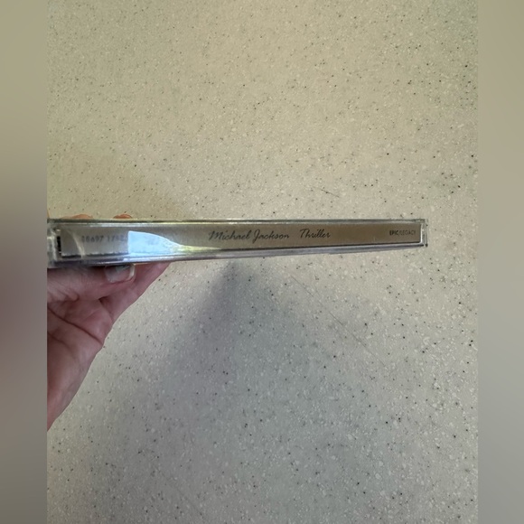 Michael Jackson Thriller 25th Anniversary CD & DVD Collection! - Picture 13 of 13